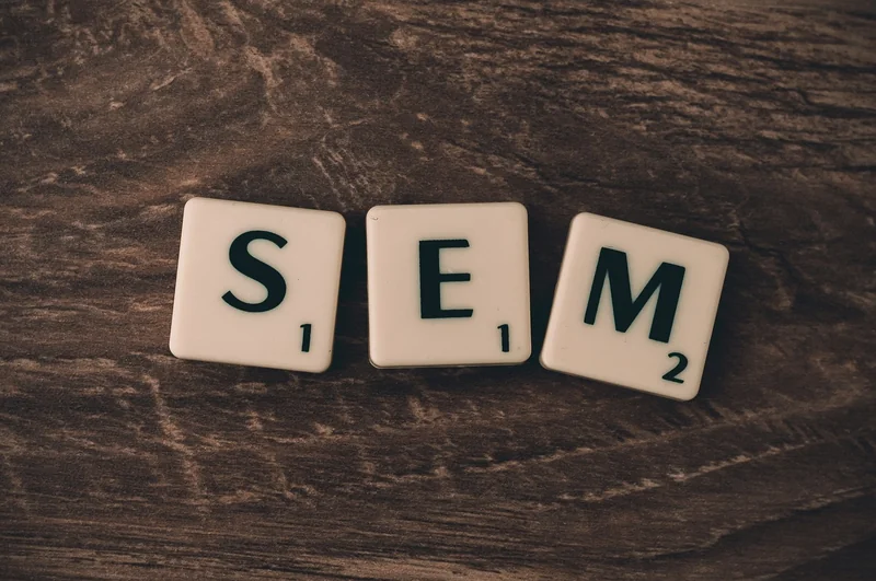 Optimisation de contenu : au-delà des mots-clés